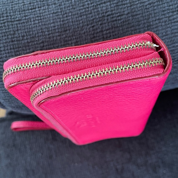 Coach Fuchsia Leather Wristlet - Picture 4 of 9